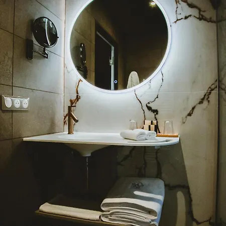 Le Berceau De La Source 4* 巴涅尔德比戈尔