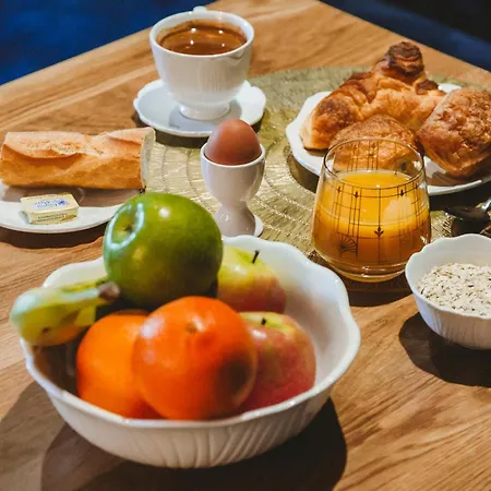 Le Berceau De La Source Апарт-отель Баньер-де-Бигор